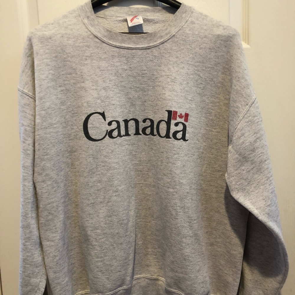 Canada Crewneck